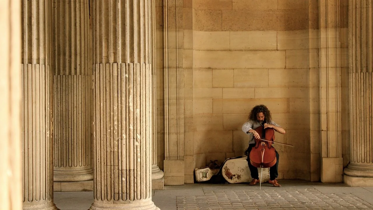 paris, street artist, cello-1706910.jpg
