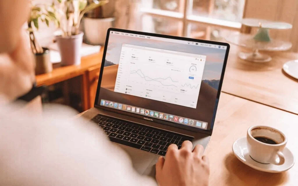 blog post about how to make money on the road