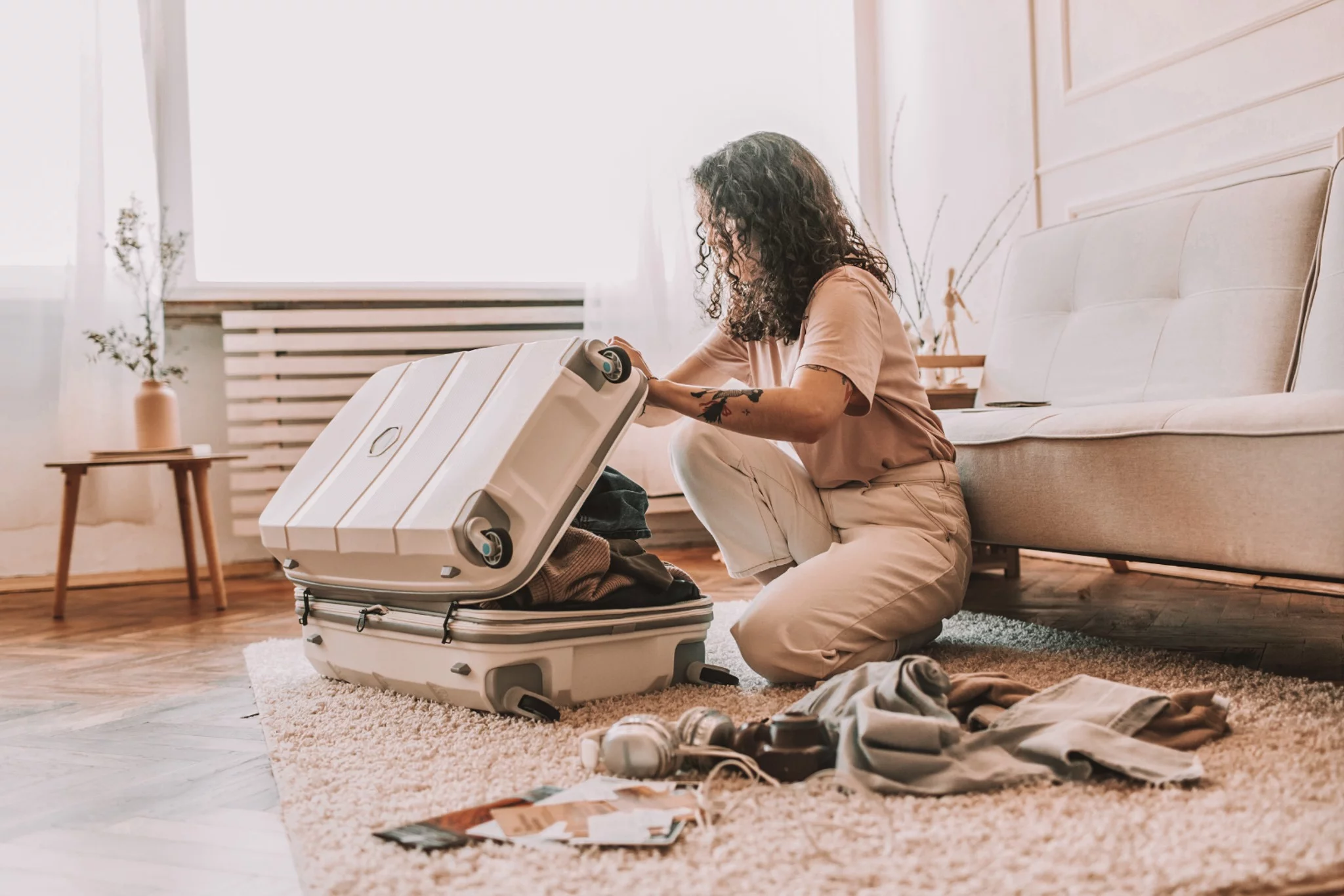 blog post about how to pack in a carry-on for a week