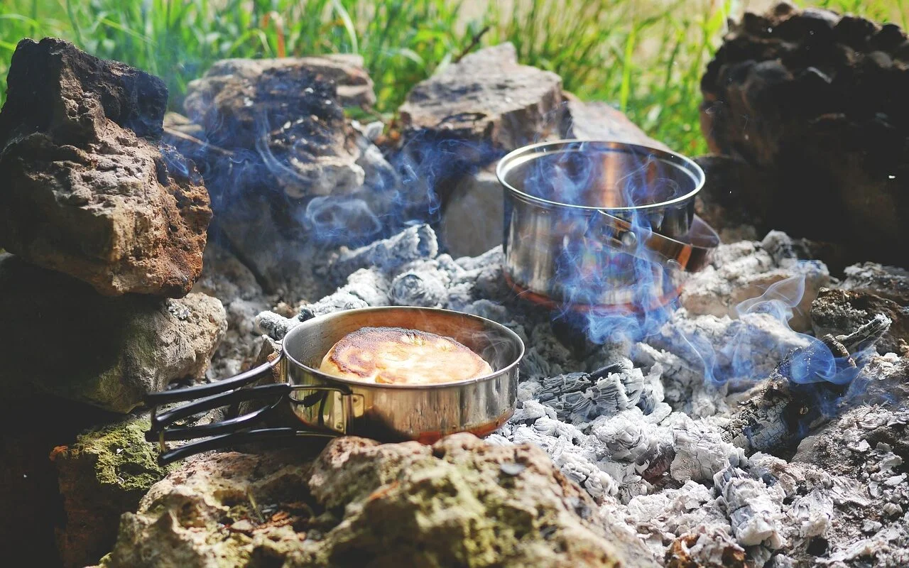 fire-campfire-tent-camp-832842 | fire, campfire, tent camp-832842.jpg