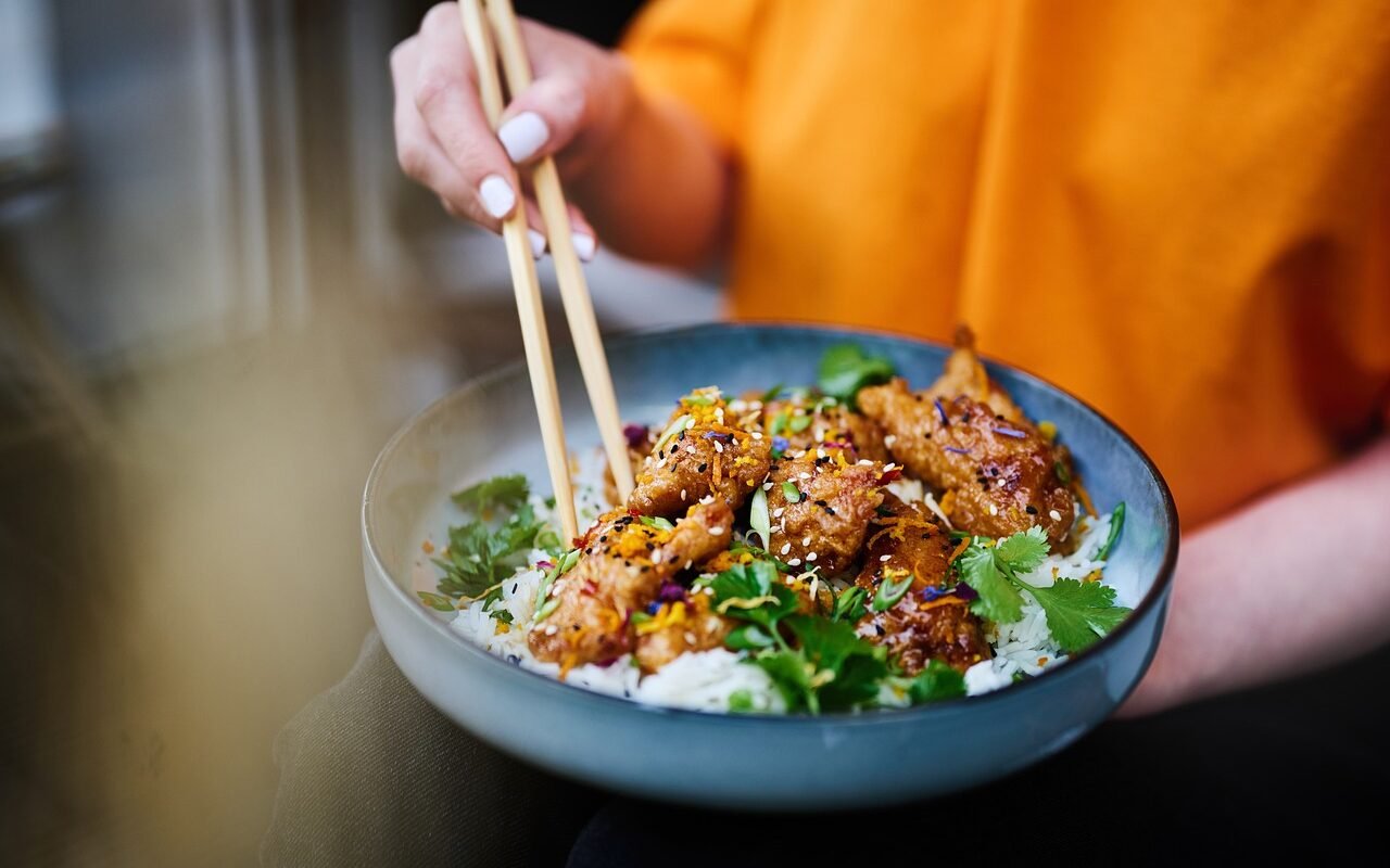 chicken-asian-cuisine-food-7249273 | bali digital nomad guide