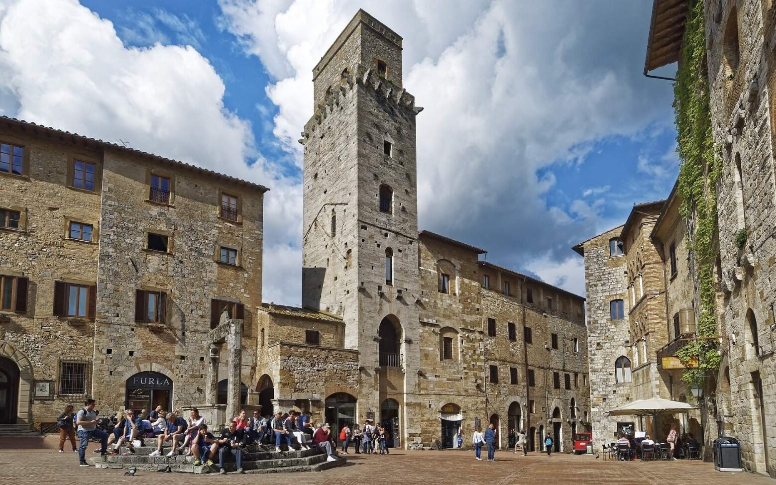 blog post about the best day trips from Florence