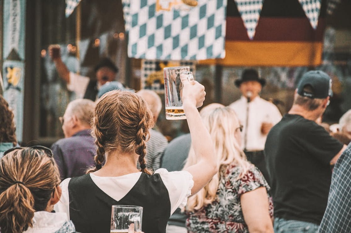 Oktoberfest on a Budget I Best Ways to Save Money on Transport