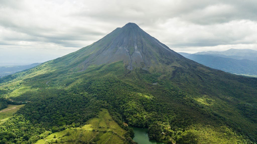 costa rica mountain
